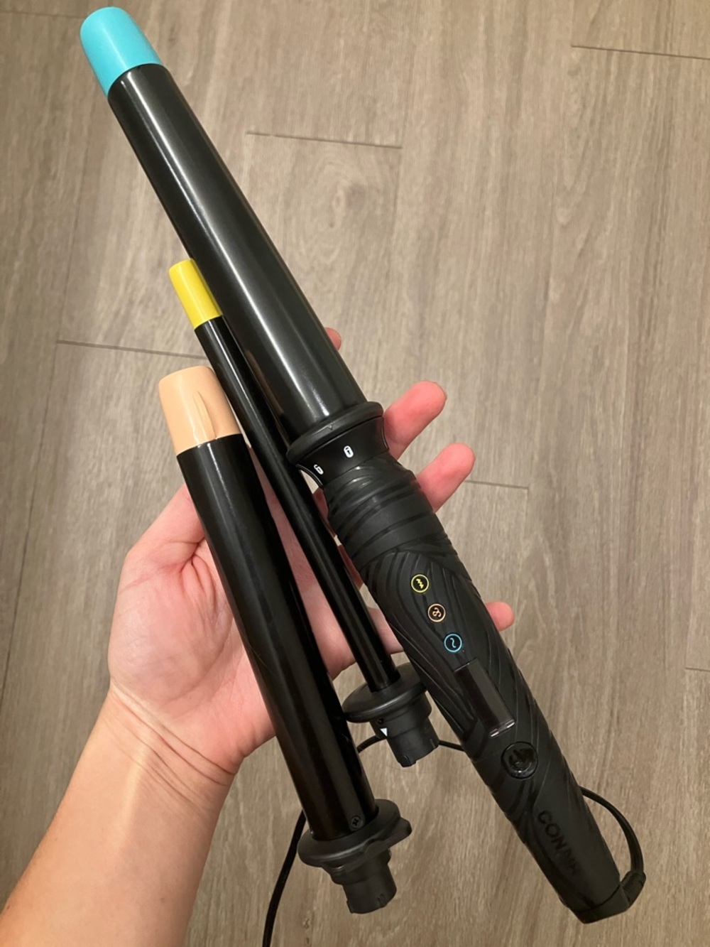 Conair The Curl Collective Ceramic Curling Iron - Black - Picture 4 of 5